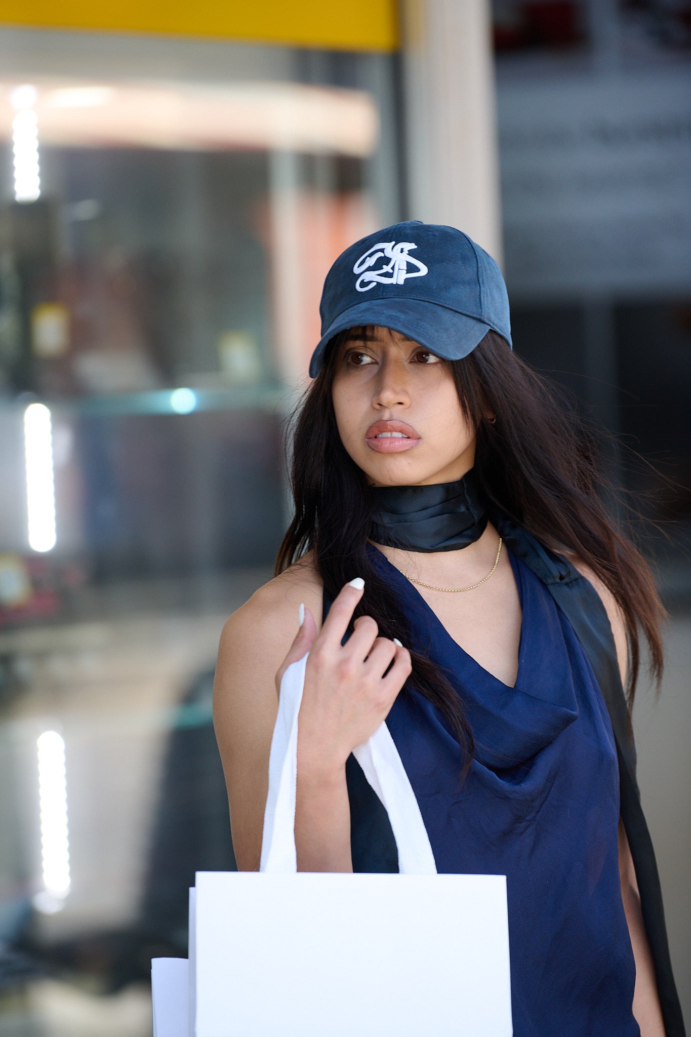 INSIGNIA WAXED COTTON BASEBALL CAP IN OBSIDIAN BLUE