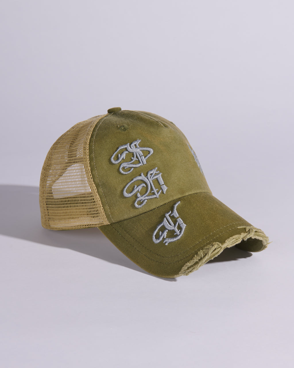 TRUCKER CAP IN WEATHERED KHAKI GREEN