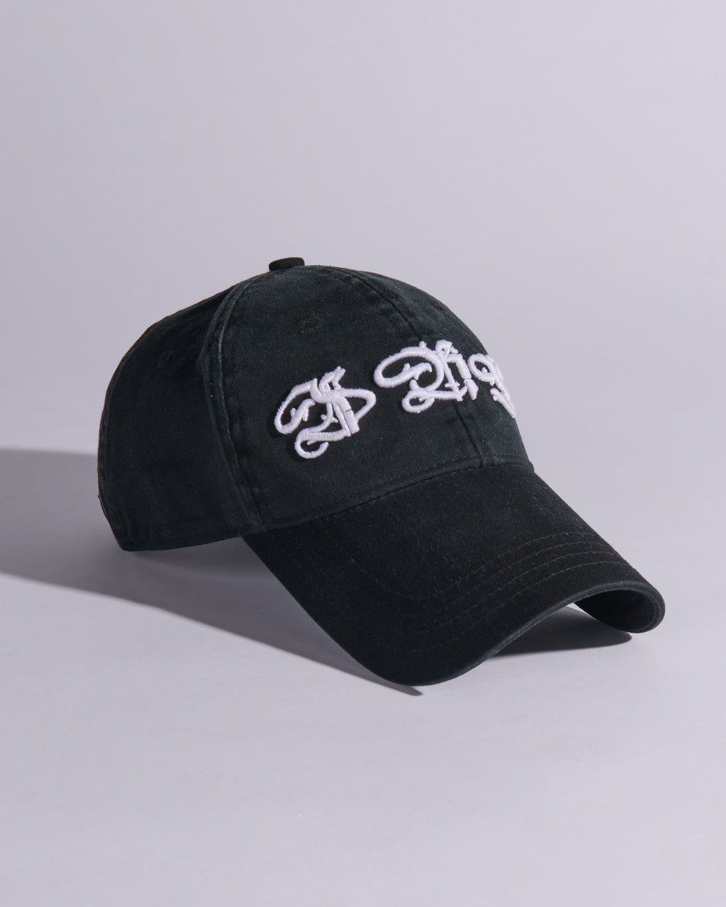 SIGNATURE BASEBALL CAP IN ENDURING BLACK