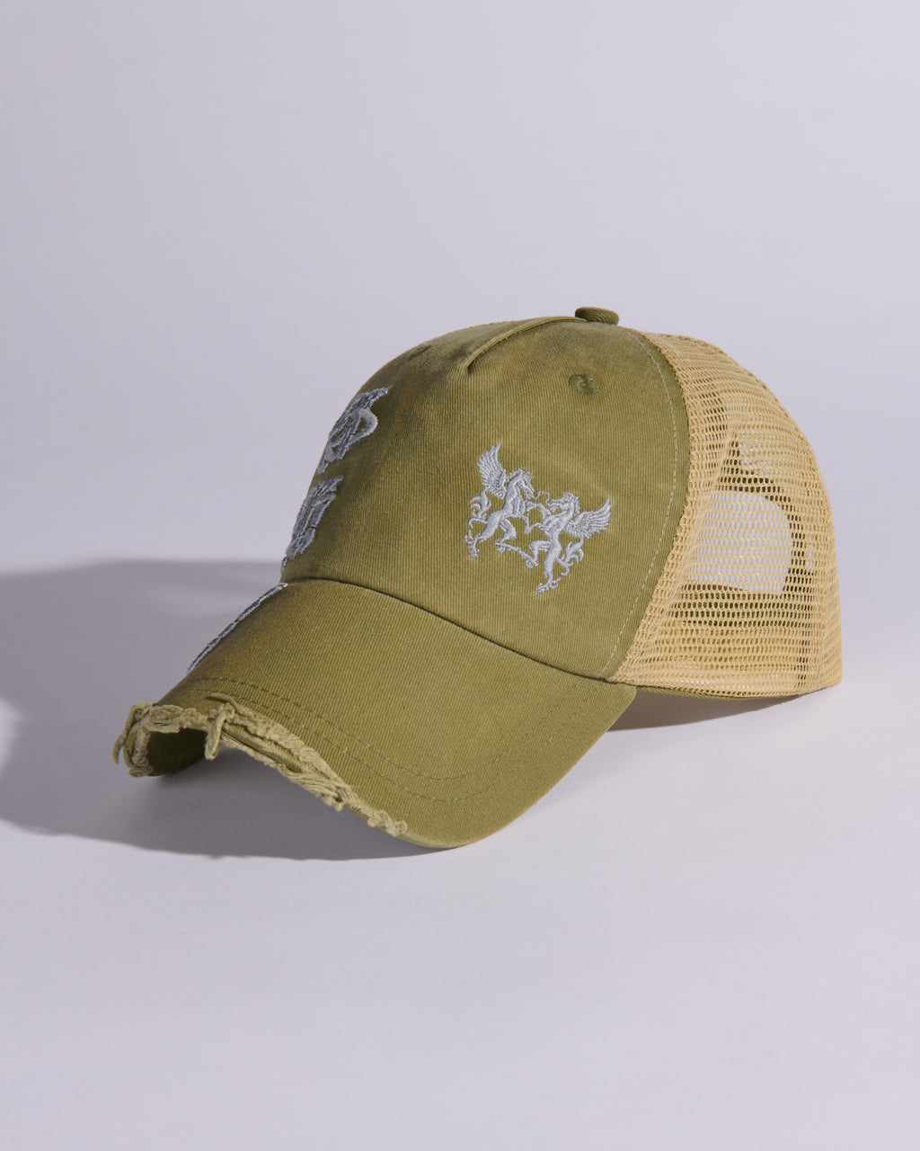TRUCKER CAP IN WEATHERED KHAKI GREEN