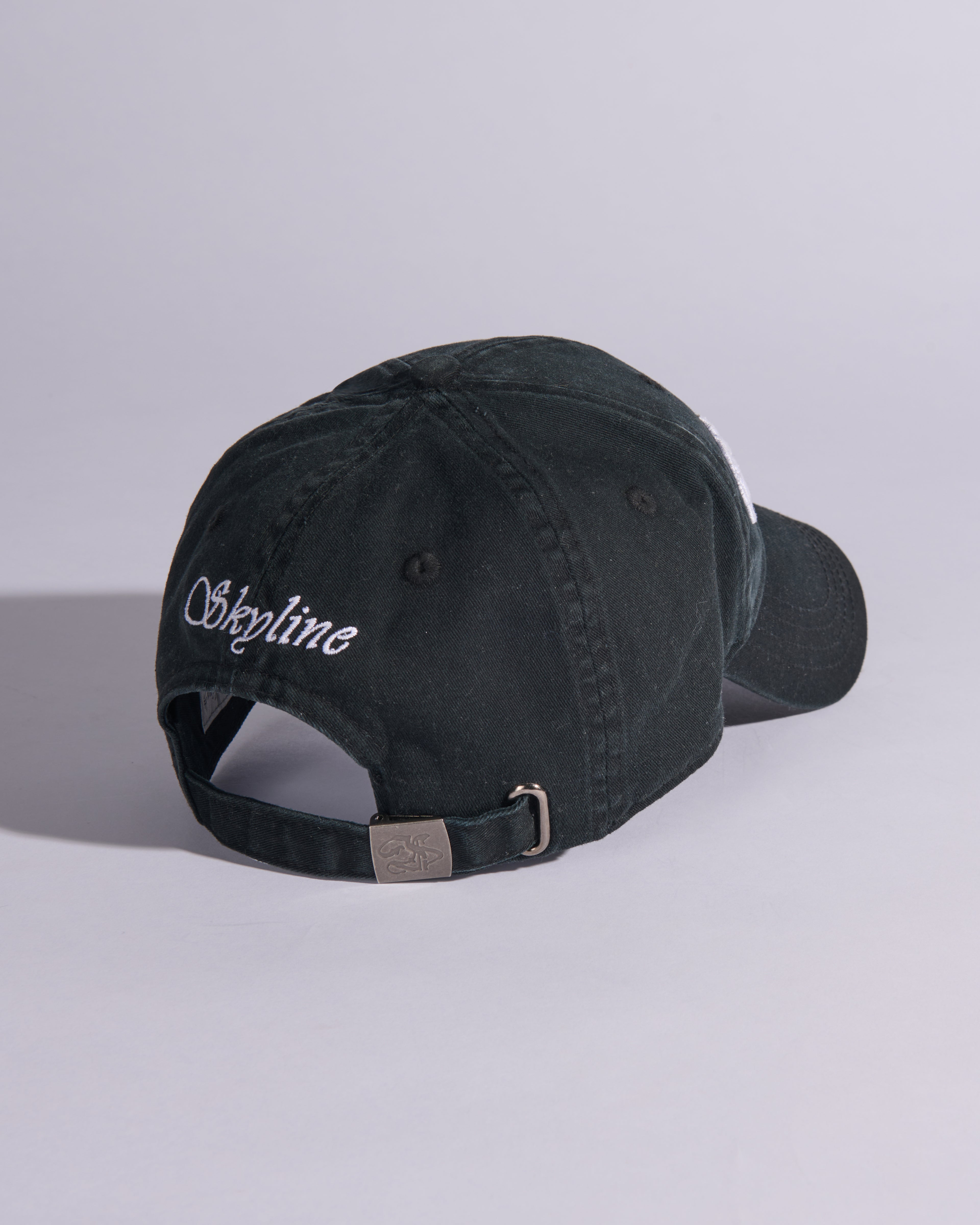SIGNATURE BASEBALL CAP IN ENDURING BLACK
