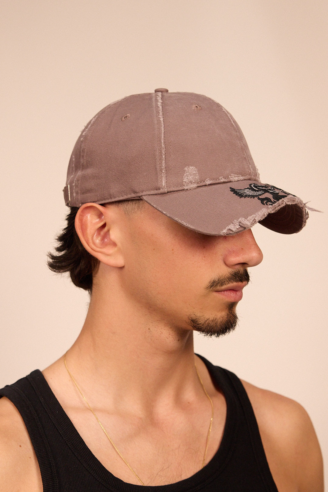 CUT-OFF BRIM BASEBALL CAP IN GREY X PURPLE HAZE
