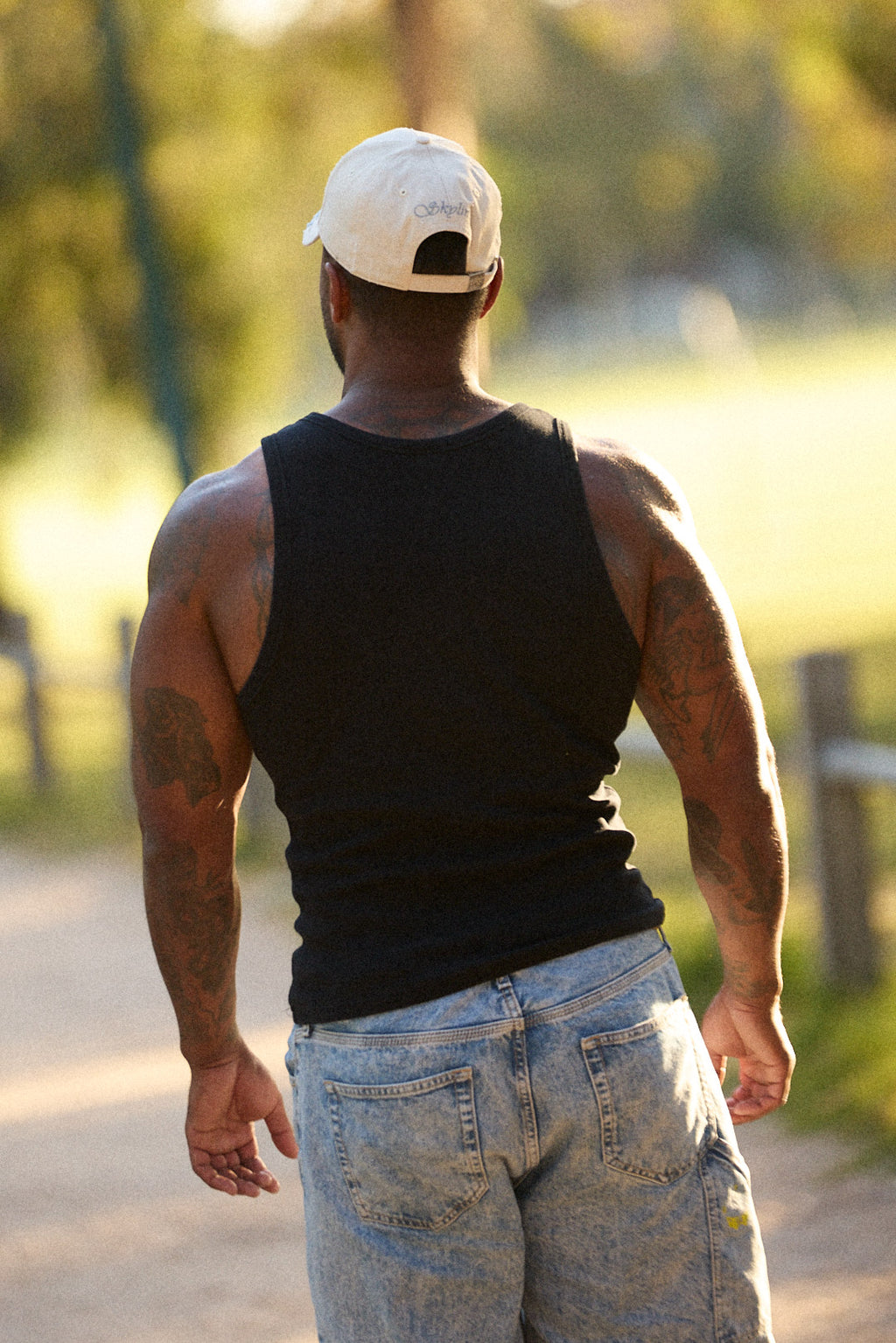 RIBBED SIGNATURE SINGLET IN CHARCOAL BLACK - MASCULINE FIT