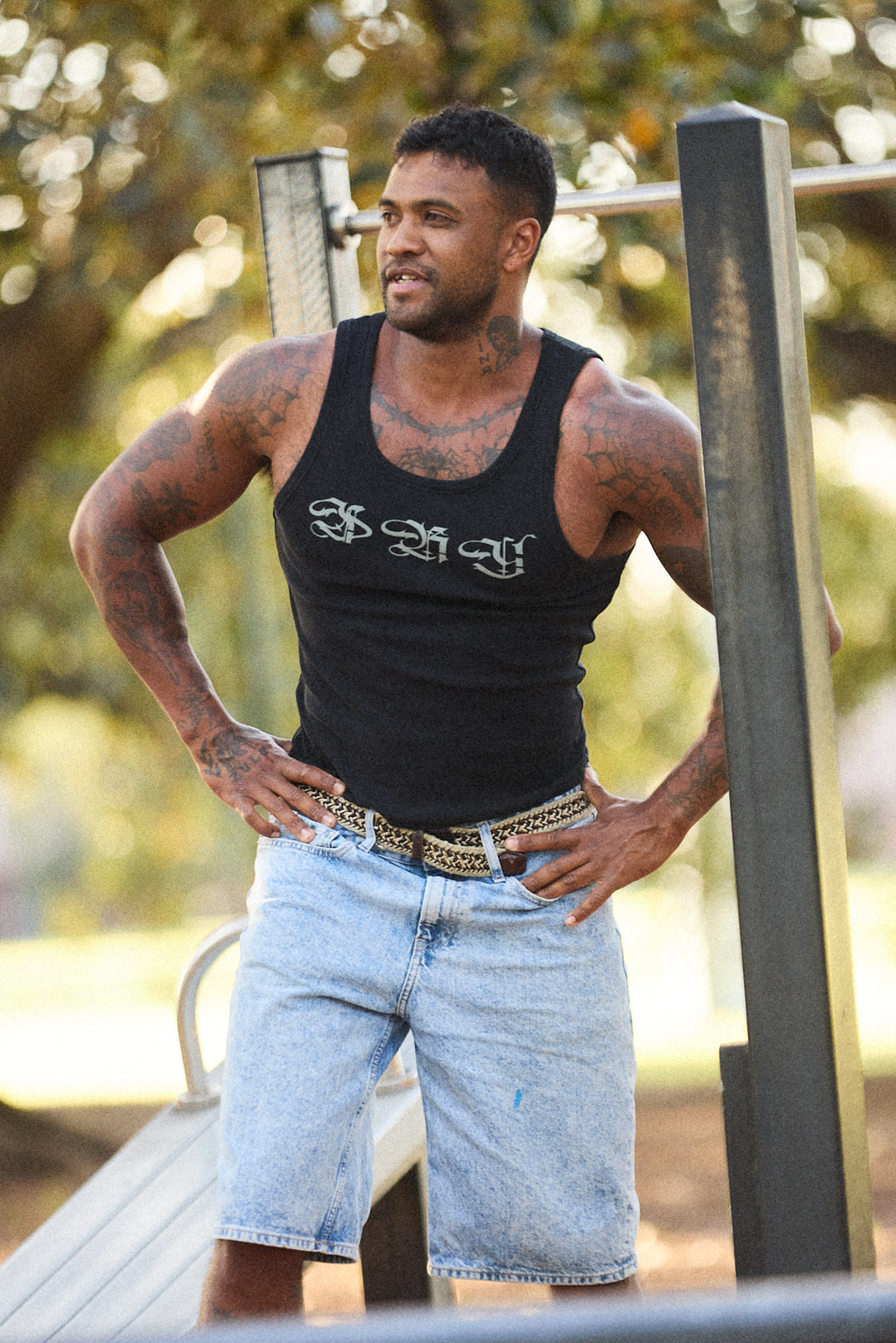 RIBBED SIGNATURE SINGLET IN CHARCOAL BLACK - MASCULINE FIT